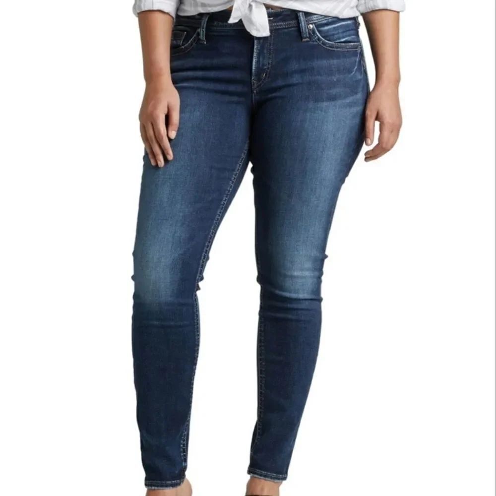 Silver Suki Skinny jeans sz 26/29